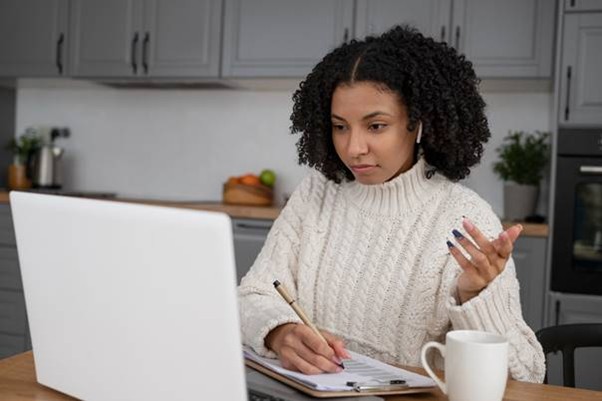 Comparatif des formations DCI en ligne Comparatif des formations DCI en ligne